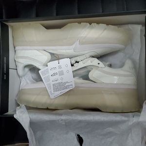 Reebok Club Cardi women size 7